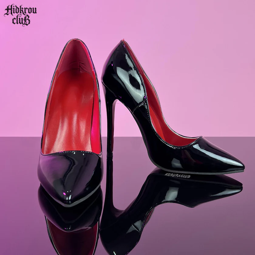 BlackAndRedBottomStilettos_6