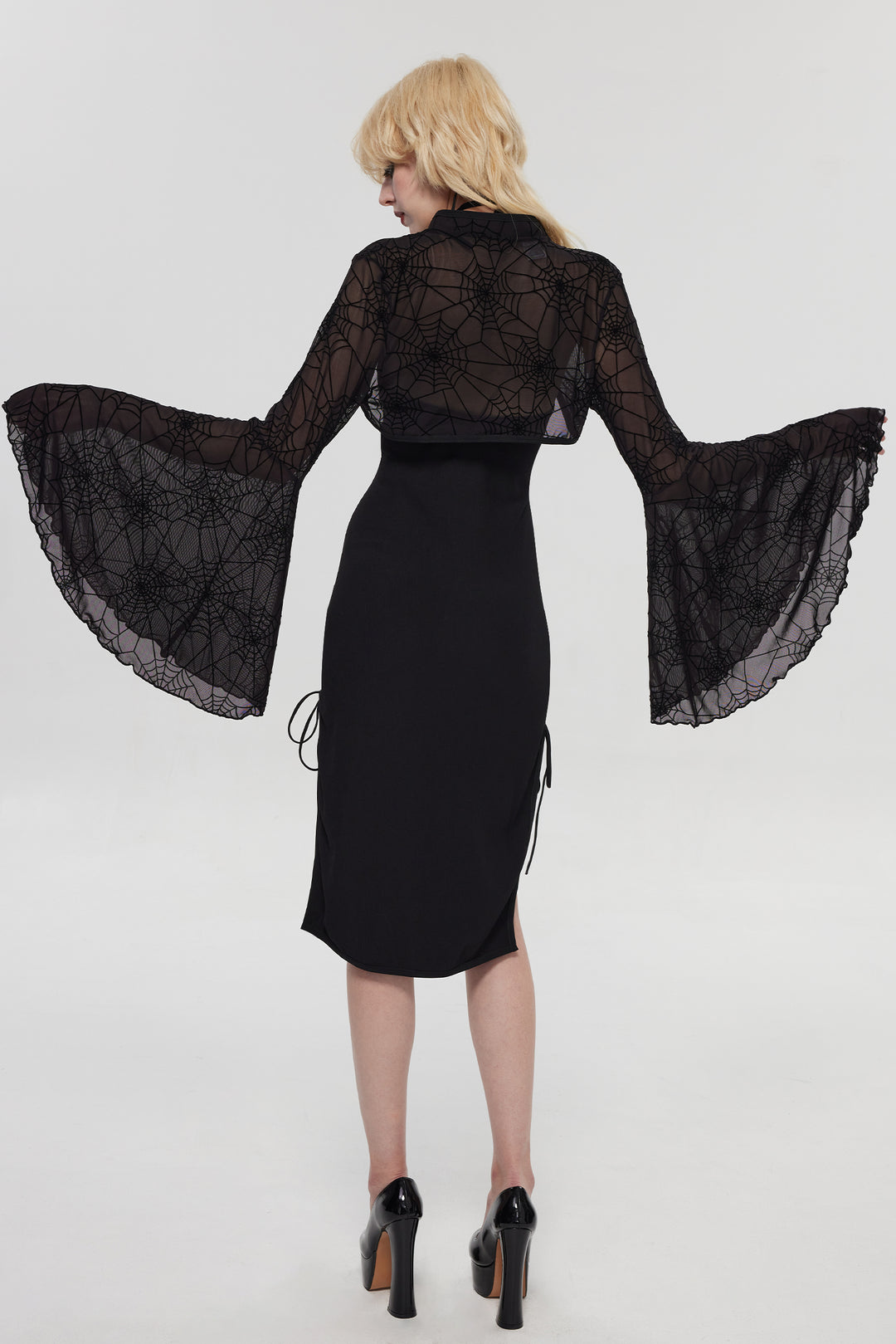 GothicLaceSpiderLingerieSet_1